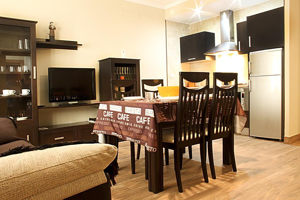 Apartamentos Turisticos Cullar Vega Pokoj fotografie