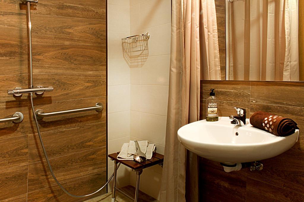Apartamentos Turisticos Cullar Vega Pokoj fotografie
